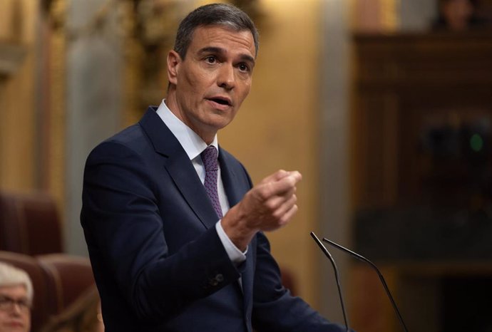 El presidente del Gobierno, Pedro Sánchez, interviene durante una sesión plenaria, en el Congreso de los Diputados, a 22 de mayo de 2024