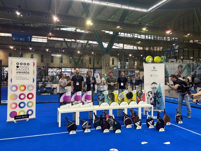 Testea Pádel, en colaboración con el Instituto de Biomecánica (IBV) y el Instituto ai2 han hecho públicos los 8 ganadores, 5 en categoría de palas y 3 en zapatillas, en el marco del Padel World Summit de Málaga