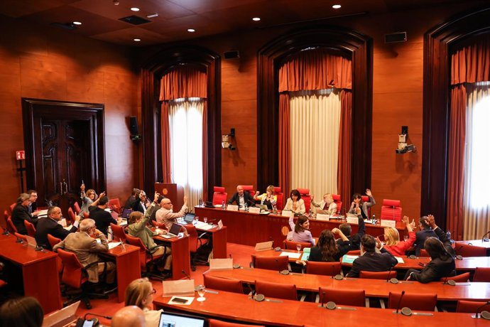 Votación en la Diputación Permanente del Parlament