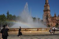 Bernal destaca la "menor dependencia" de Andalucía de los periodos vacacionales para atraer viajeros