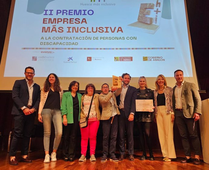 El presidente de la Diputación Provincial de Huesca (DPH), Isaac Claver, ha participado en los II Premios Empresa Más Inclusiva CADIS.