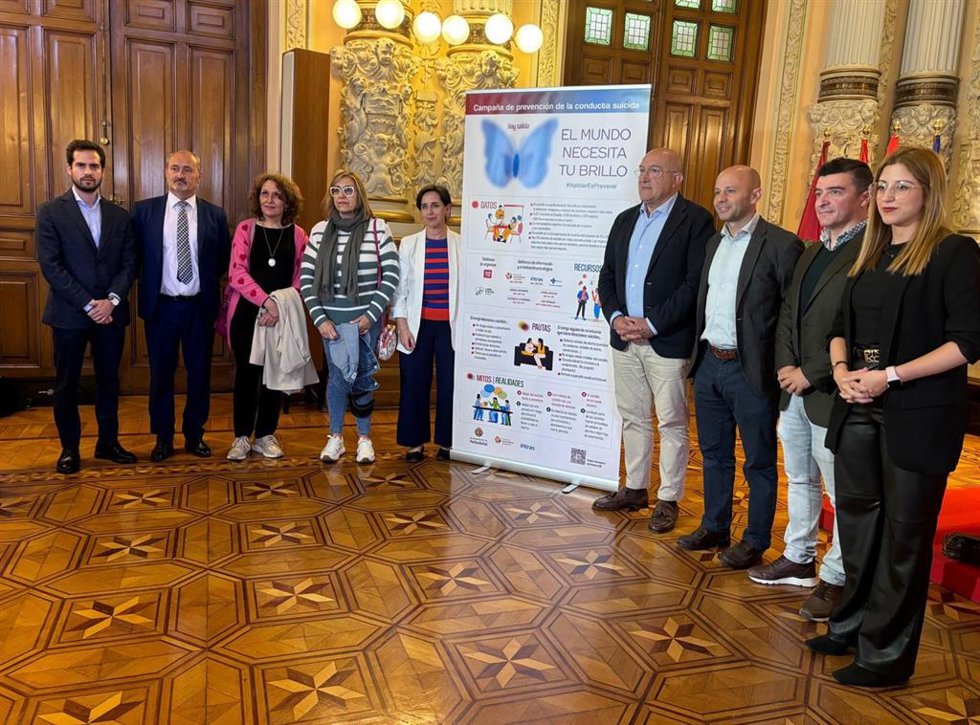 Presentación de la campaña 'Hay salida. El mundo necesita tu brillo'