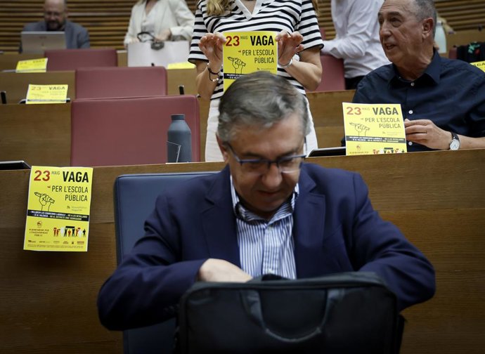 El conseller Rovira aquest dijous en el ple dels Corts