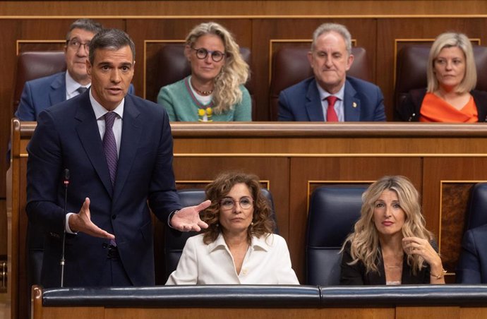 El presidente del Gobierno, Pedro Sánchez, interviene durante una sesión de control al Gobierno, en el Congreso de los Diputados, a 22 de mayo de 2024, en Madrid (España).