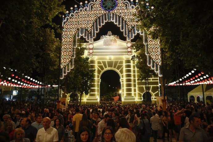 Archivo - Inauguracion de la feria del Corpus en Granada. Archivo.