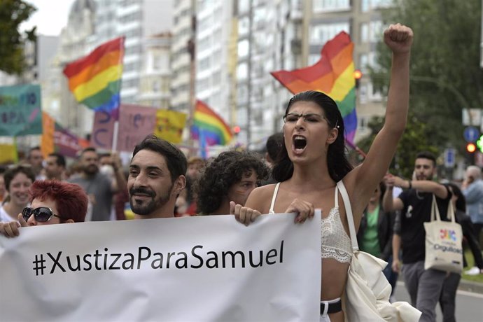 Archivo - Arquivo - Manifestación de entidades LGTBI no Día do Orgullo con recordo ao crime de Samuel Luiz