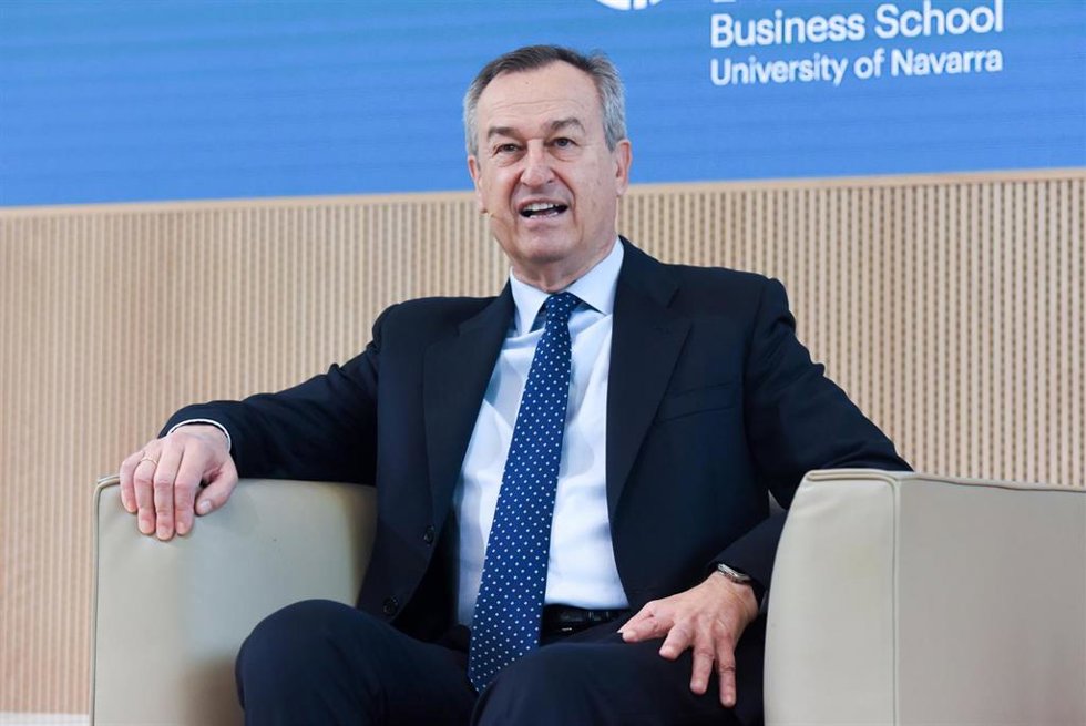 El CEO de Sabadell, César González-Bueno, interviene durante la primera jornada de la 19 edición del IESE Banking, en IESE Madrid, a 16 de mayo de 2024, en Madrid (España). 