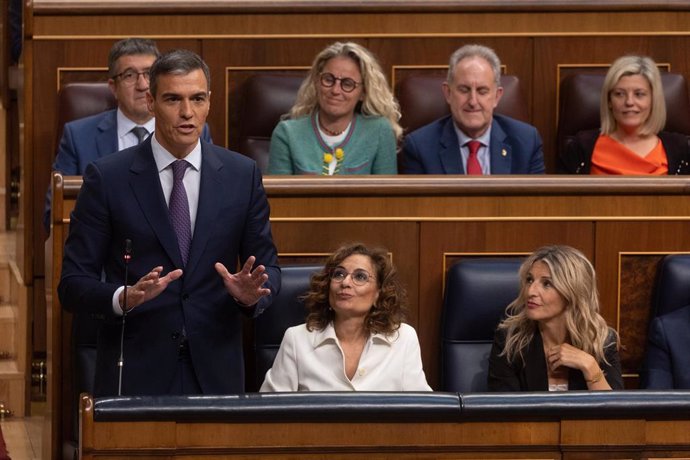 El presidente del Gobierno, Pedro Sánchez, interviene durante una sesión de control al Gobierno, en el Congreso de los Diputados, a 22 de mayo de 2024, en Madrid (España). 