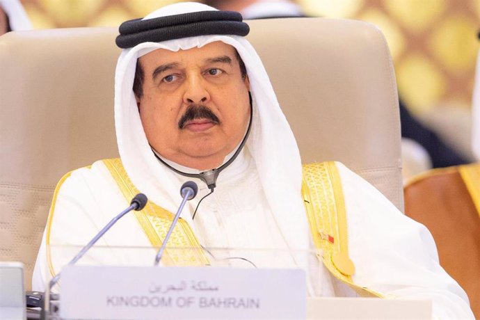 Archivo - El rey Hamad bin Isa al Jalifa de Bahréin