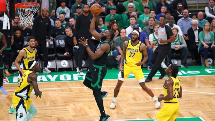 Imagen del segundo partido entre los Celtics y los Pacers de las Finales del Este en la NBA 23-24