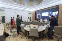 Minuto de silencio en el Parlament por las víctimas del derrumbe en Playa de Palma