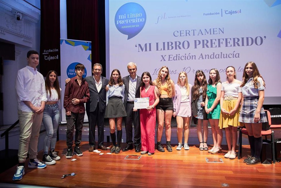 Archivo - Galardonados de la XI edición del concurso 'Mi libro preferido'.