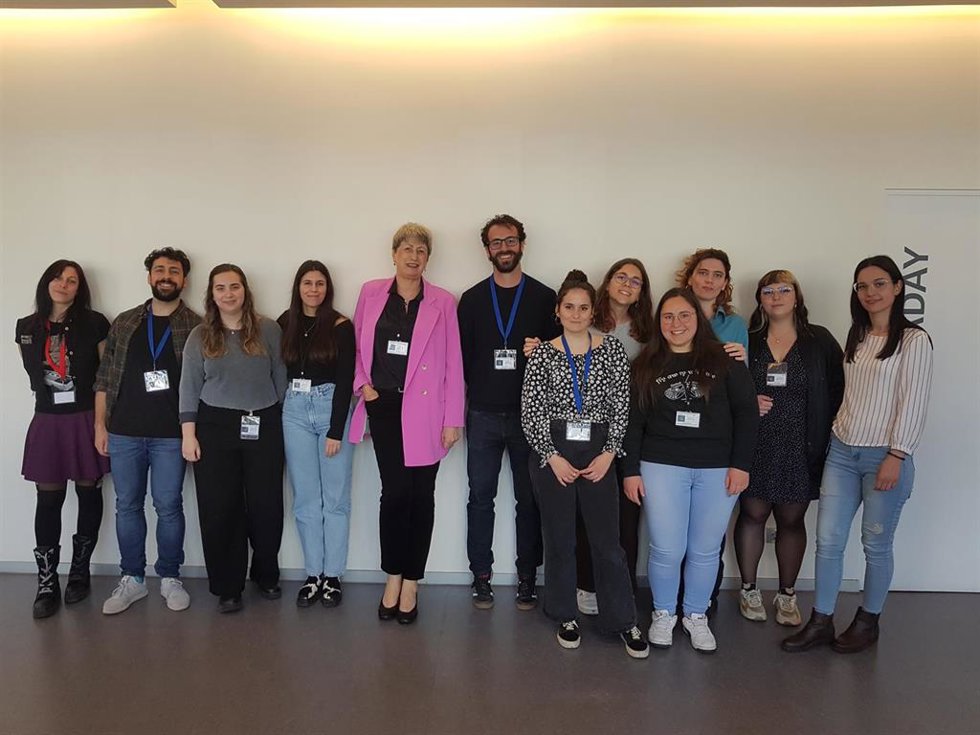 Grupo de investigadores que han estudiado los efectos de los atracones de alcohol en la adolescencia