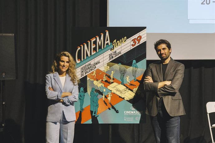 El festival Cinema Jove ha desvelado el cartel oficial de su 39ª edición, obra de la ilustradora y diseñadora editorial andaluza Laura Wächter, que ha utilizado como inspiración los icónicos letreros de las salas de cine norteamericanas.
