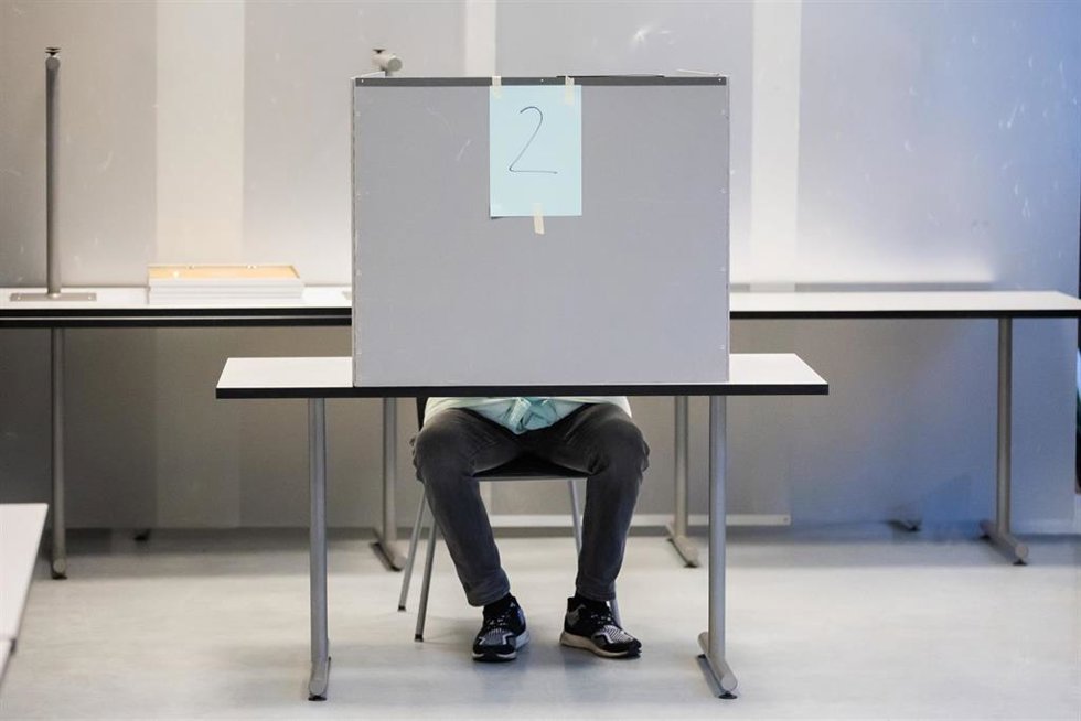 Archivo - Colegio electoral en Berlín
