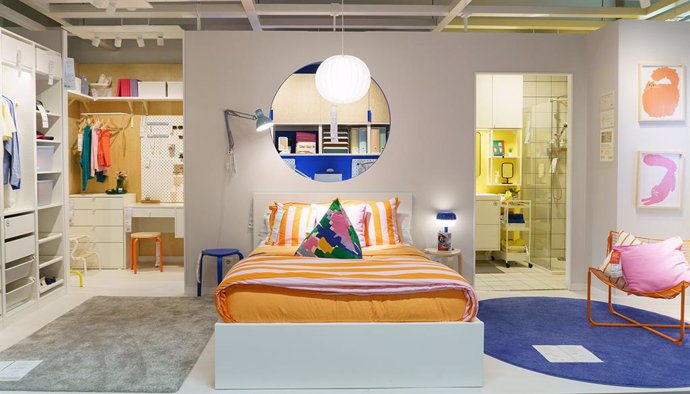 Exposición de muebles en la tienda Ikea de Barakaldo