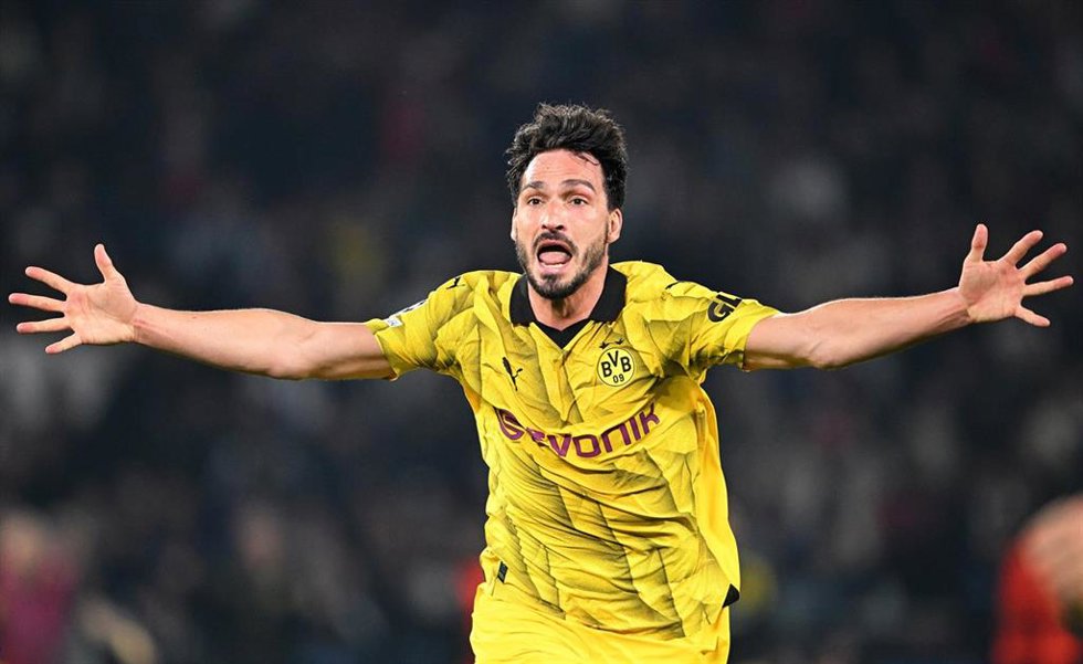 El central del Borussia Dortmund Mats Hummels, ante el PSG en Champions.