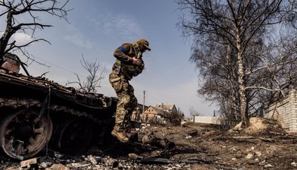 Reino Unido asegura que Rusia desplegó unidades de su Cuerpo en África en el marco de su ofensiva en Járkov, Ucrania