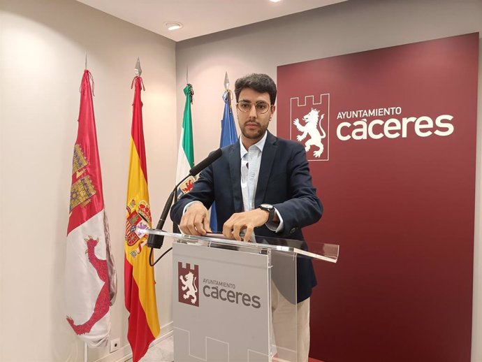 El portavoz del Gobierno local de Cáceres, Ángel Orgaz