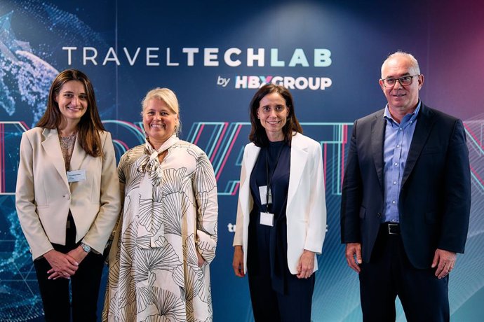 Microsoft, Grupo Iberostar y HBX Group comparten su visión sobre IA aplicada al trabajo en TravelTech Lab.