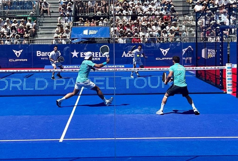 Archivo - Partido del Master del World Padel Tour en Valladolid en 2023 en la Plaza Mayor.