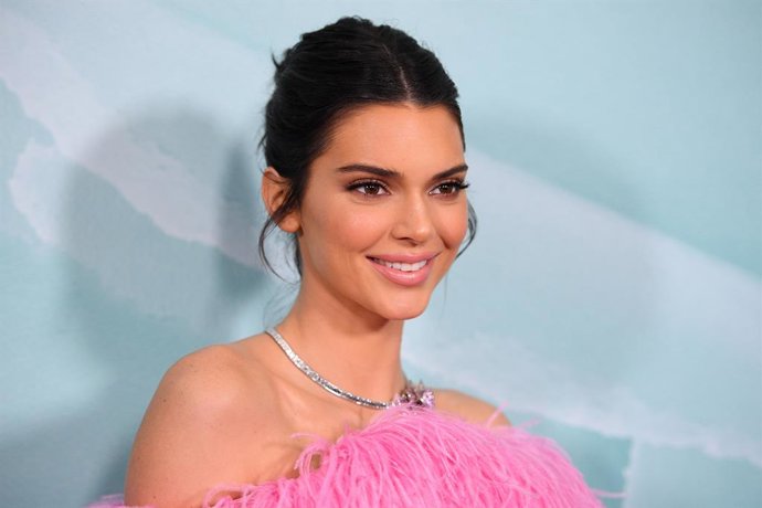 Archivo - 04 April 2019, Australia, Sydney: American model Kendall Jenner attends the official opening of the Tiffany and Co. flagship store. 