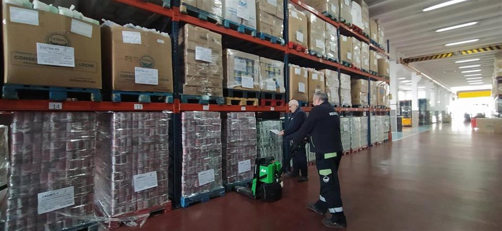 Archivo - Imagen de voluntarios del Banco de Alimentos.