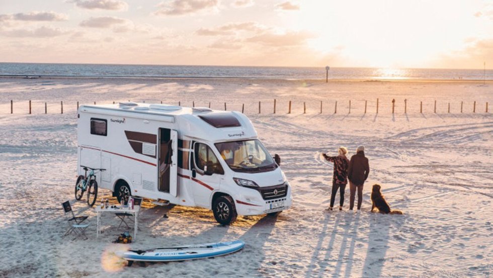 Archivo - Cada vez más viajeros 'silver' apuestan por el turismo en caravana  