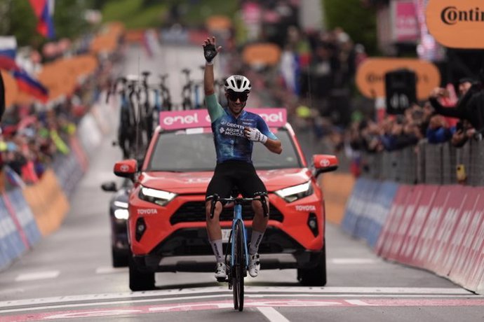 Andrea Vendrame, ganador de la etapa 19 del Giro de Italia 2024