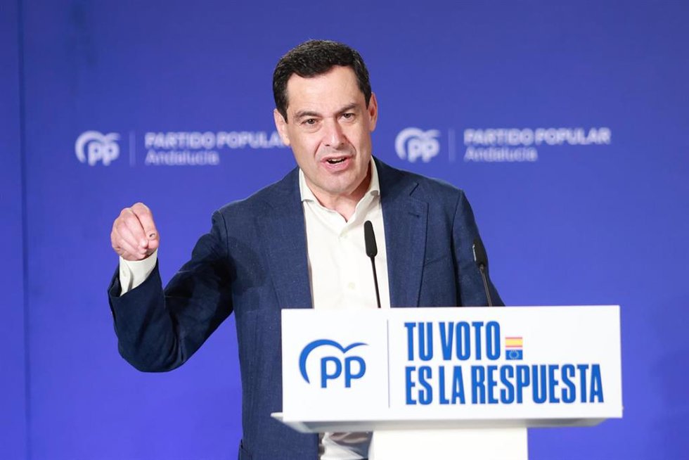 El presidente del PP andaluz y de la Junta, Juanma Moreno, este viernes ante la Junta Directiva Autonómica del PP de Andalucía, en Sevilla