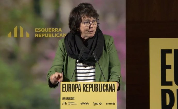 La candidata d'ERC a les eleccions europees, Diana Riba, en un acte d'ERC