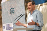 Moreno alerta contra abstencionismo en europeas: "Si no votamos, puede ser que veamos a Sánchez con una sonrisa"