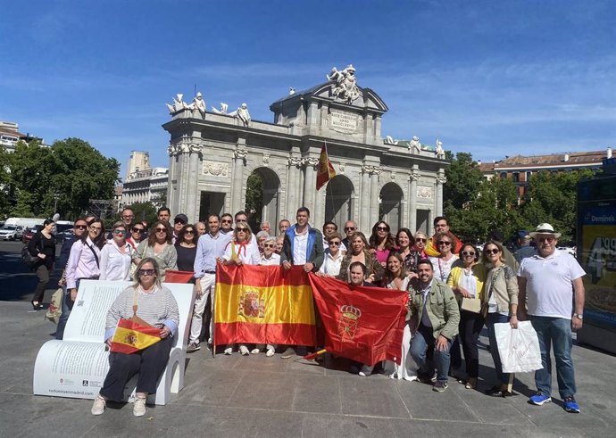 Delegación del PP de Navarra que ha acudido a la manifestación del PP en Madrid.