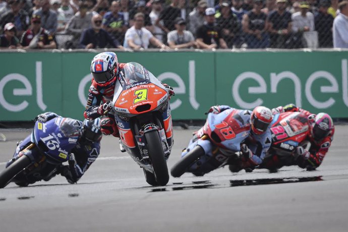 03 GARCIA Sergio (spa), MT Helmets - MSI, Kalex Moto2, action during the 2024 Moto2 Michelin Grand Prix de France on the Circuit Bugatti from May 10 to 12, in Le Mans, France - Photo Studio Milagro / DPPI