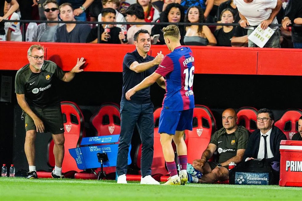 Fermín López y Xavi Hernández