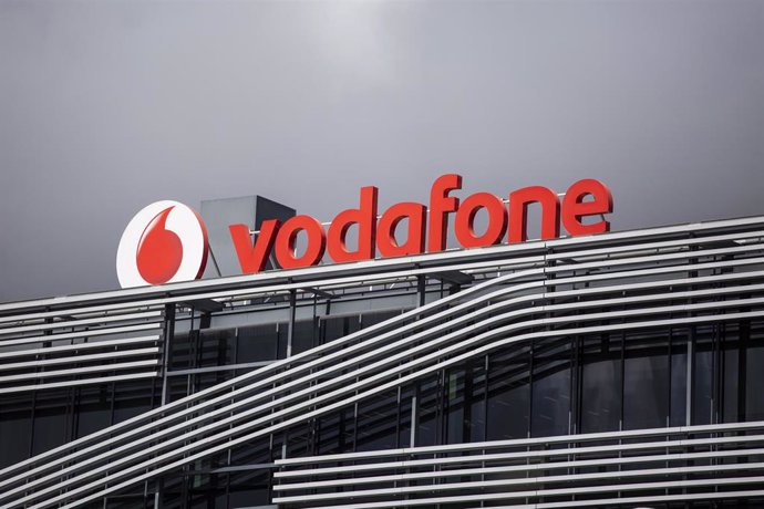 Archivo - Sede de Vodafone en Madrid el día en el que la compañía de telefonía ha anunciado un ERE para 515 empleados, a 15 de septiembre de 2021, en Madrid (España).