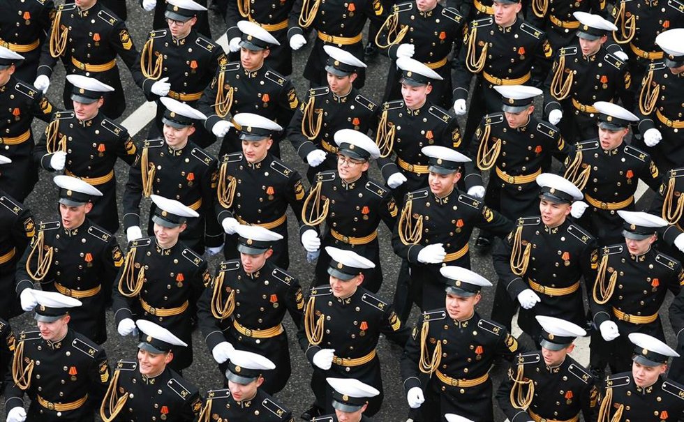 Desfile militar en la plaza Roja de Moscú por el Día de la Victoria