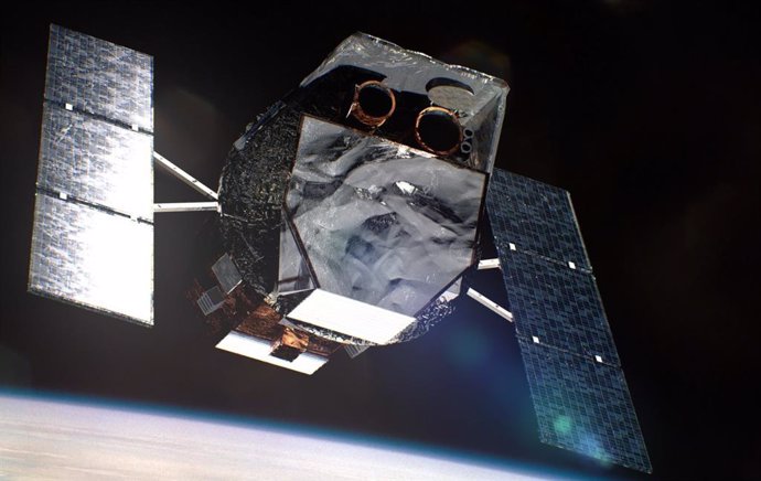 Swift, ilustrado aquí, es una colaboración entre el Centro de Vuelo Espacial Goddard de la NASA en Greenbelt, Maryland, Penn State en University Park, el Laboratorio Nacional de Los Alamos en Nuevo México y Northrop Grumman Innovation Systems en Dulles.