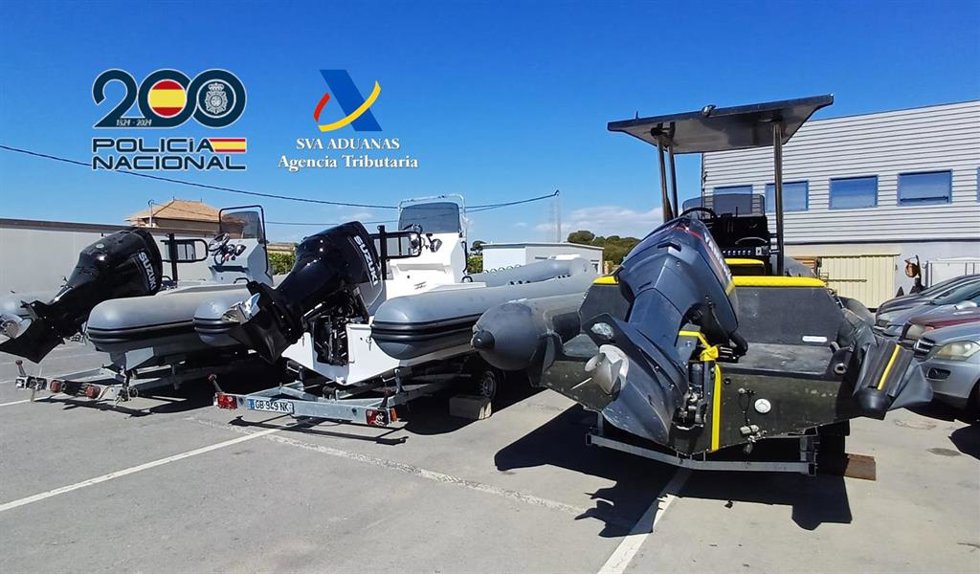 Desarticulada una banda criminal por transportar droga y migrantes entre Alicante y Argelia con narcolanchas