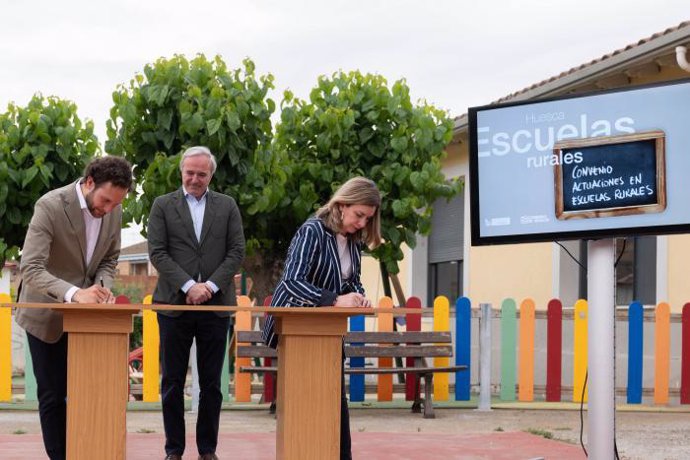 La DGA y la DHP firman un protocolo para incrementar los fondos destinados a la escuela rural.