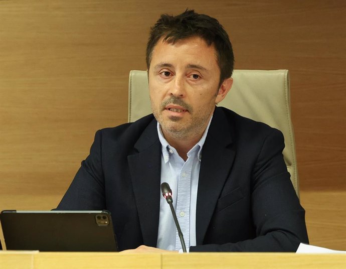 El director general del Servicio de Salud de las Illes Balears (IB-Salut), Javier Ureña Morales, comparece en la Comisión de investigación sobre las mascarillas, en el Congreso de los Diputados.