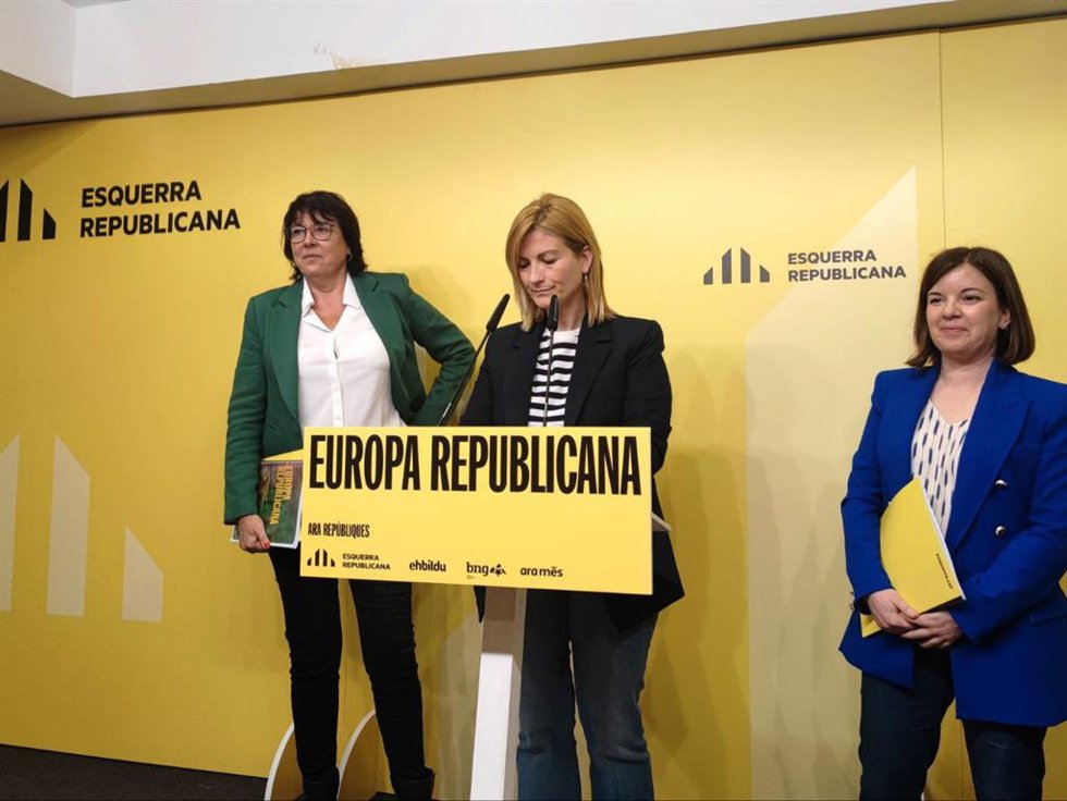 La portavoz de ERC, Raquel Sans, en rueda de prensa en la sede del partido.
