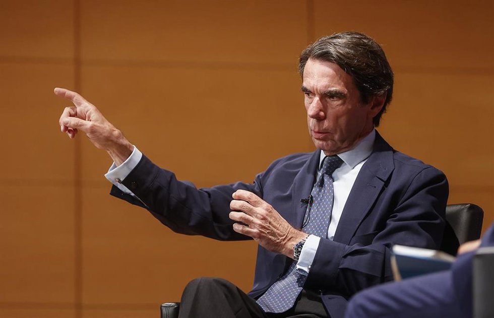 El expresidente del Gobierno José María Aznar, durante la inauguración de las Jornadas 'Memoria y Legado de la Transición', en la sede de la Fundación Bancaja, a 6 de mayo de 2024, en Valencia, Comunidad Valenciana (España). El próximo 9 de mayo José Ma