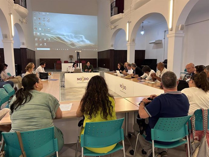 El concejal José Luis García preside el Consejo Municipal del Pueblo Gitano.