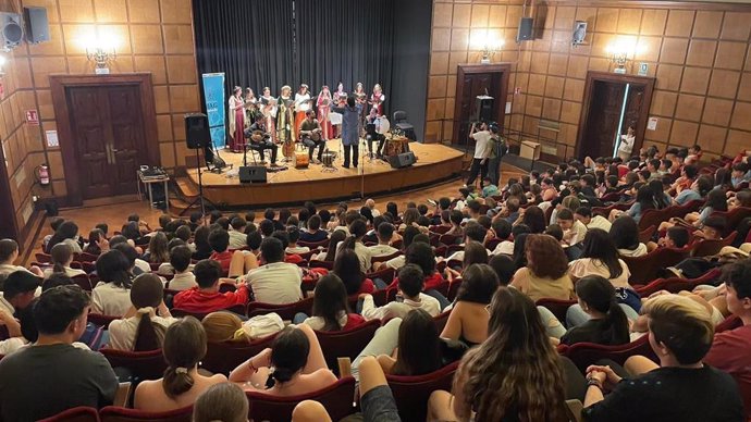 Concierto del Festival de Música Antigua de Granada con estudiantes de nueve centros educativos.