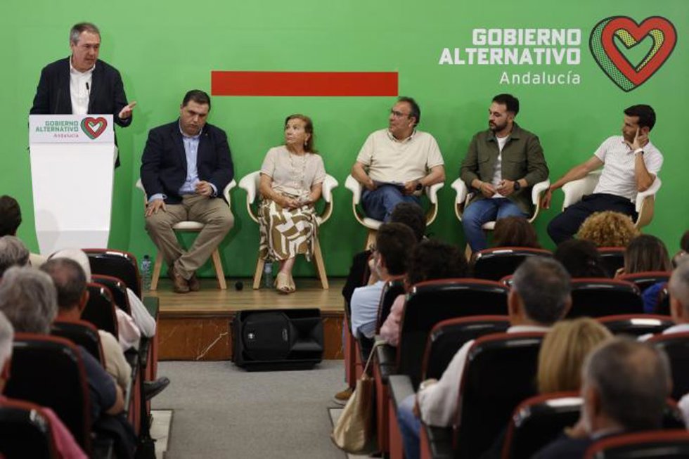 El secretario general del PSOE-A, Juan Espadas, interviene en el Foro del Gobierno Alternativo socialista, bajo el lema 'Futuro, empresa y formación profesional en Andalucía' que en la Universidad de Huelva.