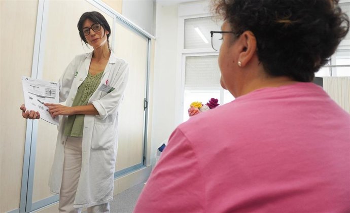 Una asistencia del Servicio de Neurología del Hospital Universitario Virgen Macarena