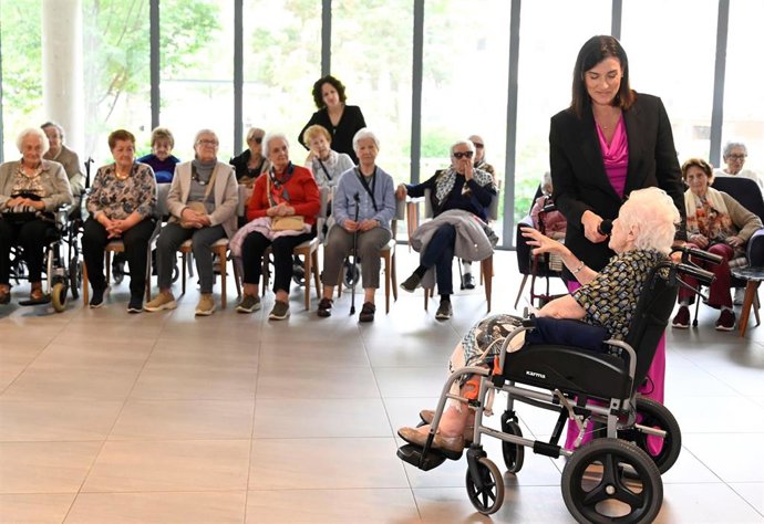 La alcaldesa, Gema Igual, anuncia que Santander entregará su Medalla de Oro a la Residencia San Cándido el 15 de junio