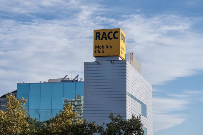 Archivo - Sede de RACC, a 10 de noviembre de 2023, en Barcelona, Catalunya (España)