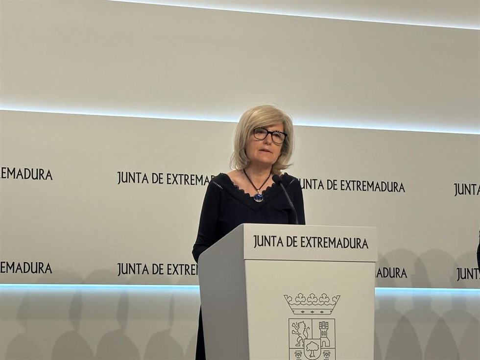 La portavoz de la Junta de Extremadura, Victoria Bazaga, en rueda de prensa tras el Consejo de Gobierno autonómico